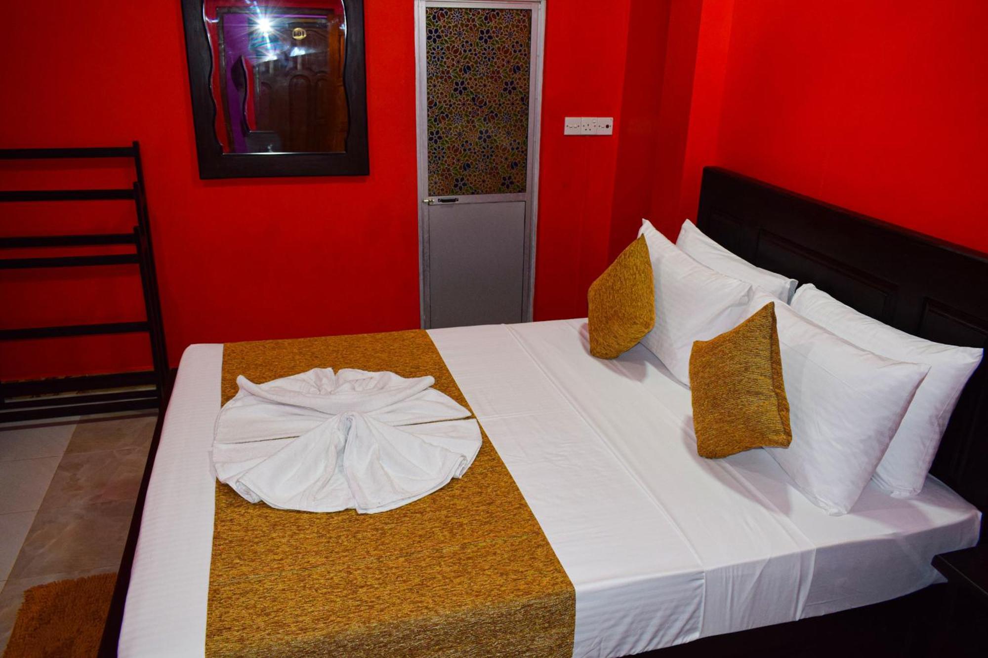 Hema Holiday Villa Trincomalee Extérieur photo